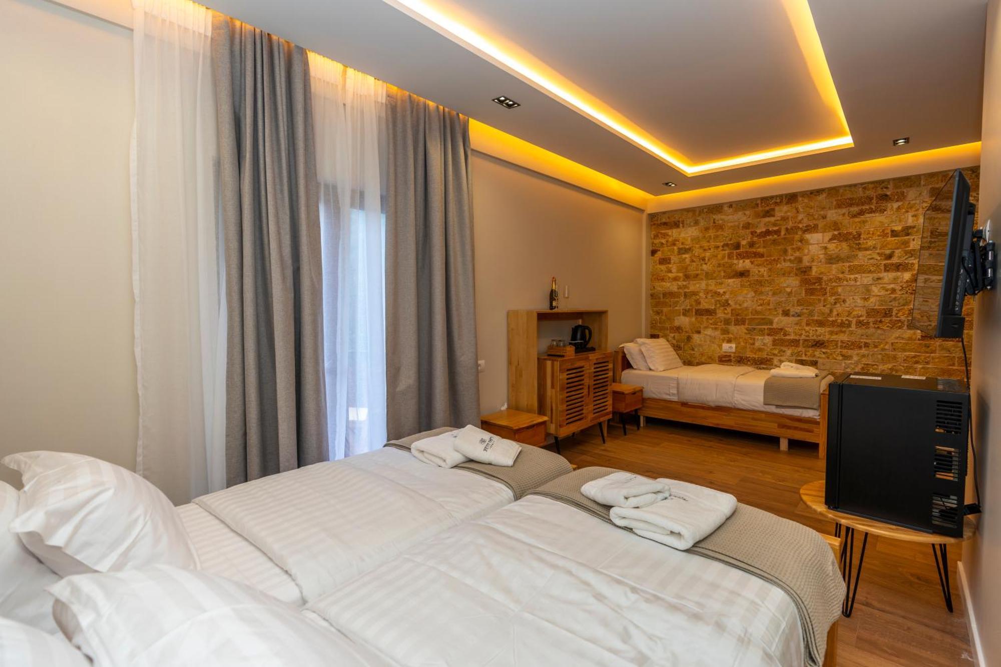 Hotel Jezerca Theth Esterno foto